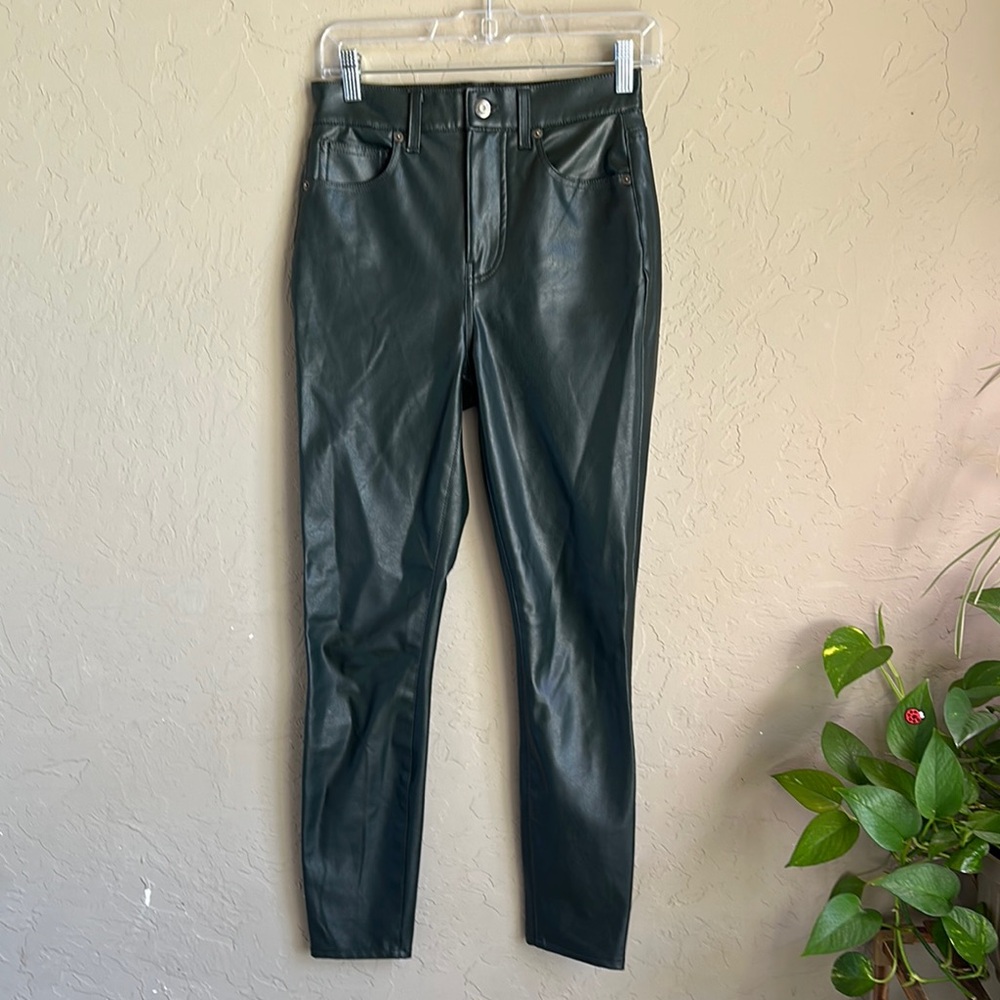 Veronica Beard, green faux, leather pant size‎ 26 Women's soft feel